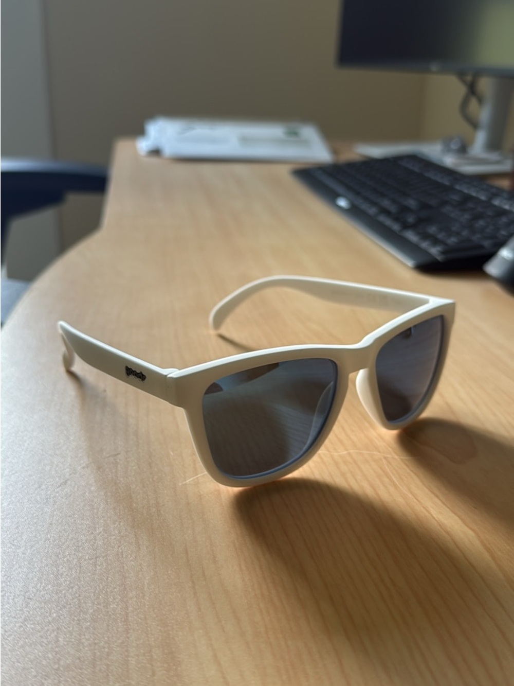 Brand new goodr White Wayfarer Sunglasses - Polarized Lens